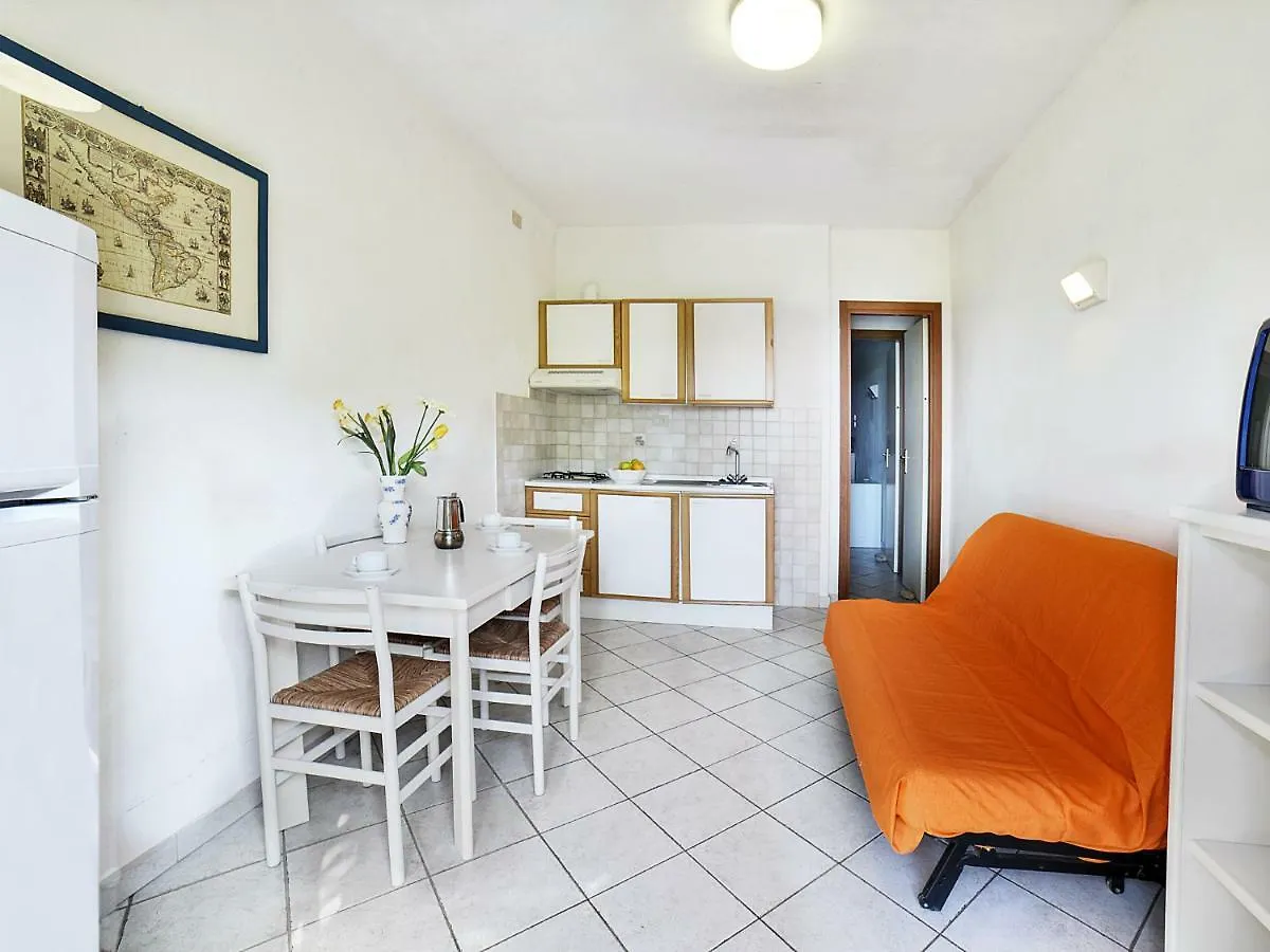 Apartment Altaluna-5 By Interhome Nisporto 意大利